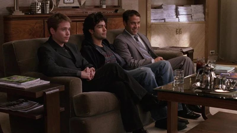 Кадры из сериала Красавцы (2004)