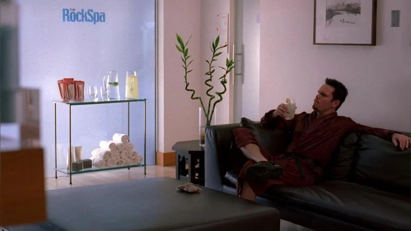 Кадры из сериала Красавцы (2004)